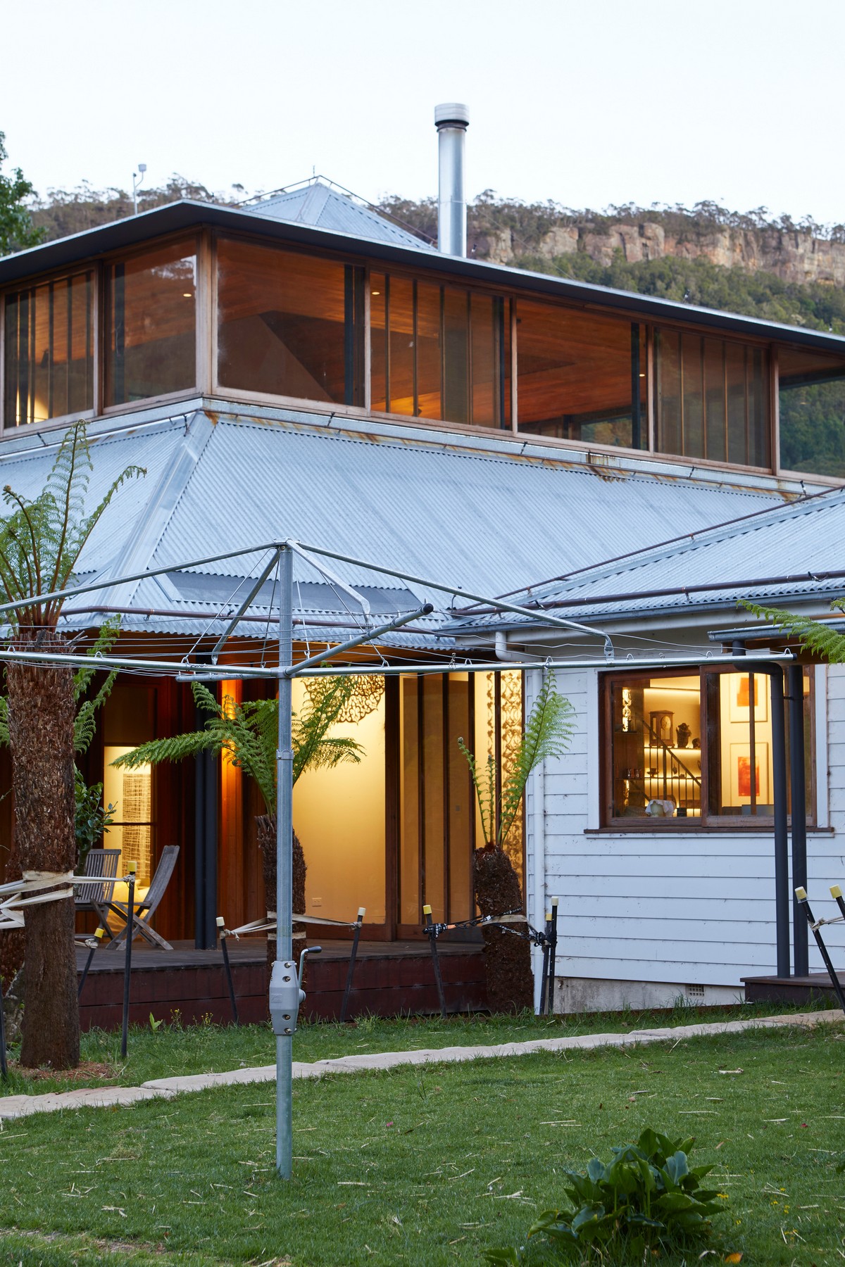 Дом в окружении идиллического пейзажа в Австралии