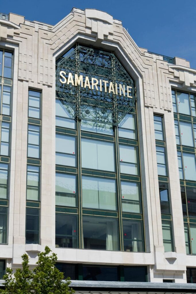 В Париже после 16 лет реконструкции открыли легендарный универмаг La Samaritaine. Фото