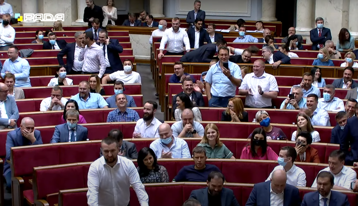 Тимошенко вызвала в Раде взрыв смеха словами о себе и олигархах. ВИДЕО