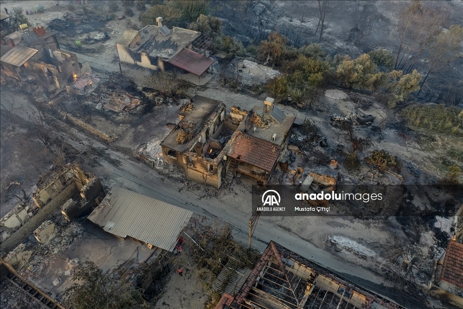 Последствия пожаров в Турции показали с большой высоты. Фото