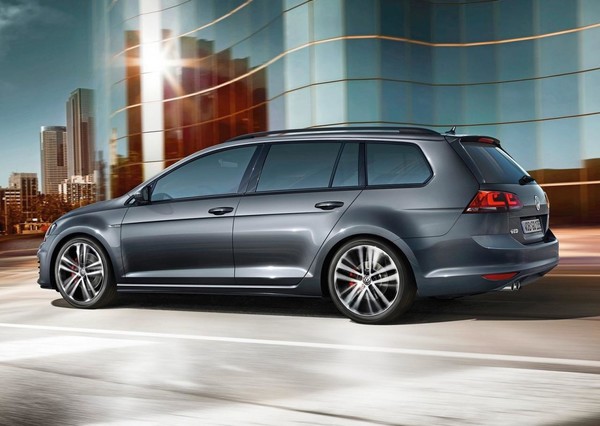 Volkswagen показал  «заряженный» дизельный Golf \"универсал\"