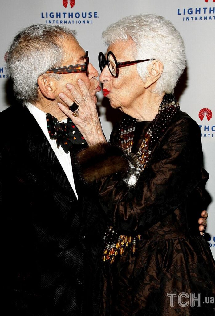 Айрис Апфель исполнилось 100 лет: как пенсионерка стала иконой моды. Фото