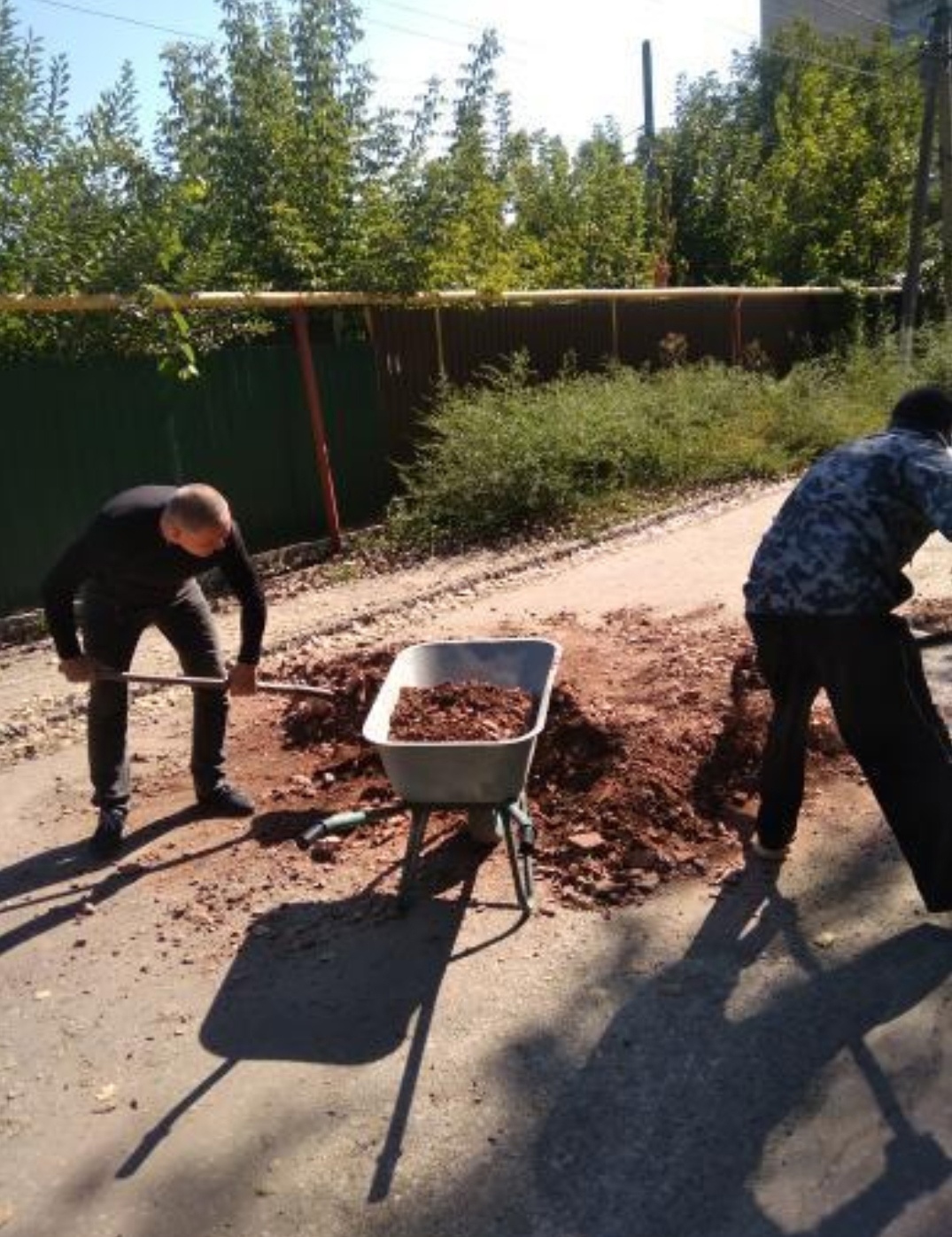 Нанотехнологии в действии: в сети показали фото ремонта дорог на оккупированном Донбассе (ФОТО)