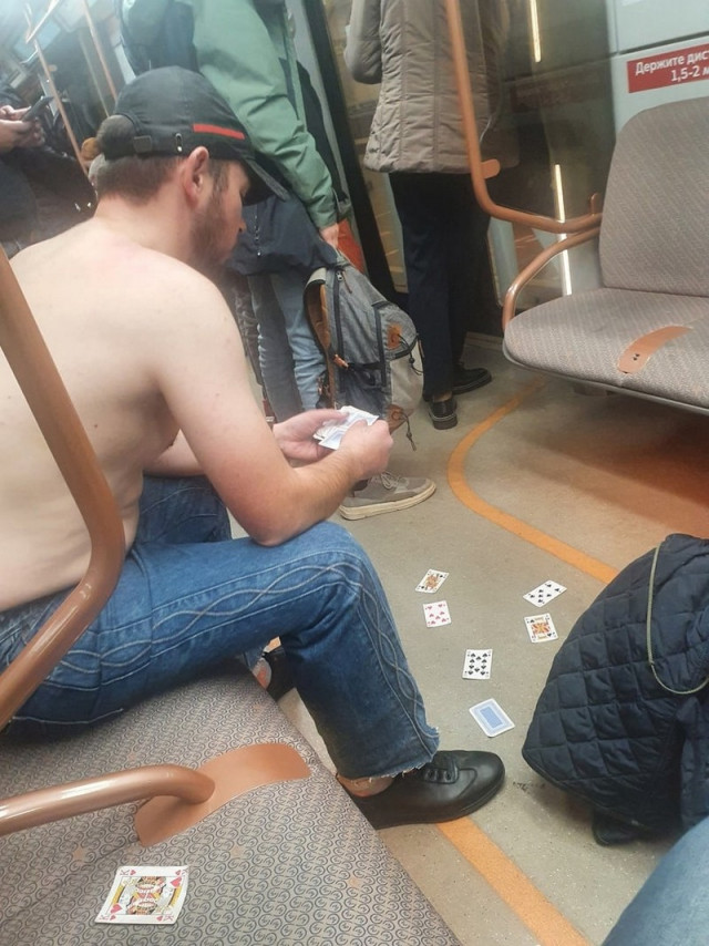 Странные и неожиданные пассажиры метро  