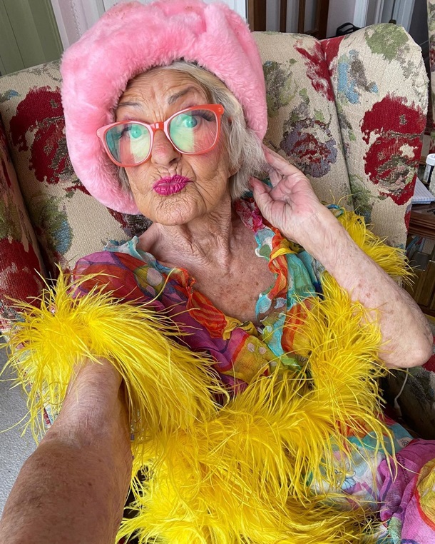 93-летняя бабушка стала звездой Instagram (ФОТО)