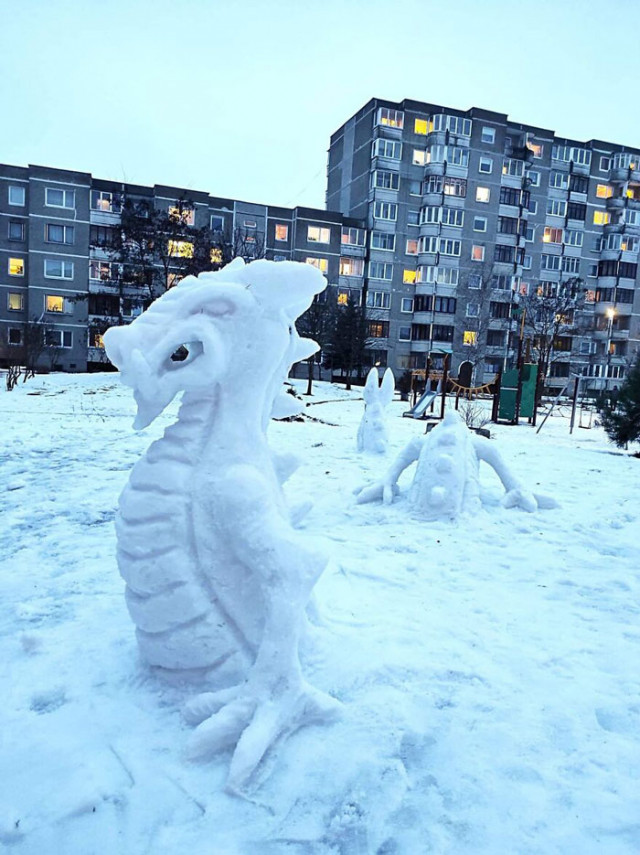 Прикольные и необычные снеговики