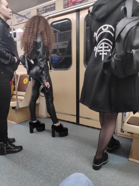 18 модников из метро: Быть оригинальными - здорово, но некоторые перебарщивают
