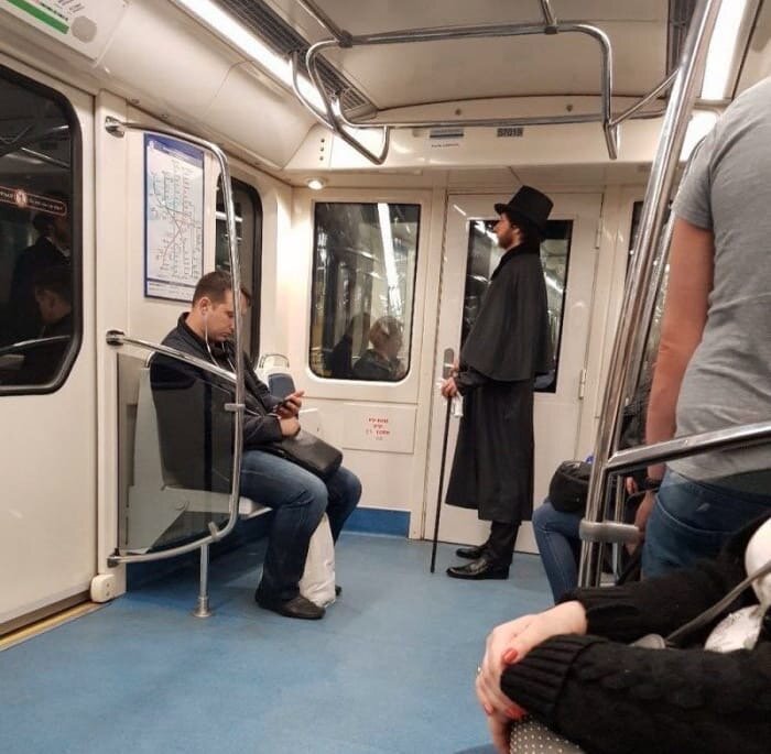  Чудики в российском метро: остановите планету - я сойду (21 фото) 