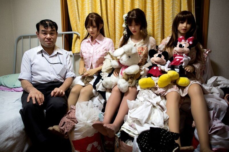  Резиновая жена: как живется с куклами для взрослых (16 фото) 