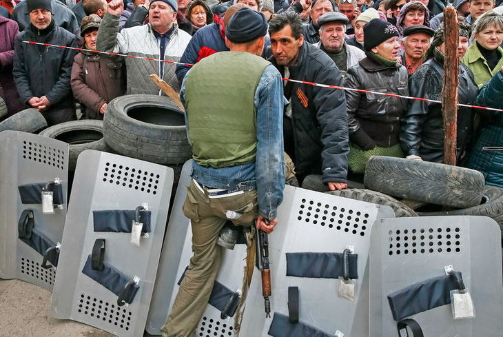 Вооруженные пророссийские активисты Донбасса. ФОТОРЕПОРТАЖ