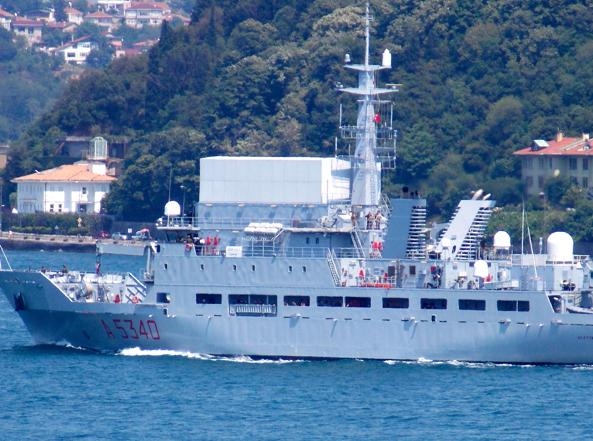  Итальянский корабль-шпион направлен в Черное море