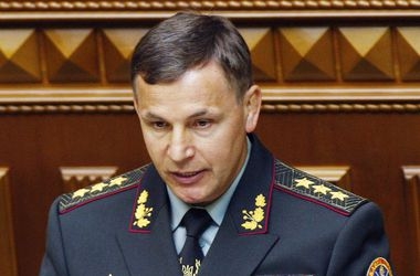 Министр обороны озвучил число погибших под Иловайском