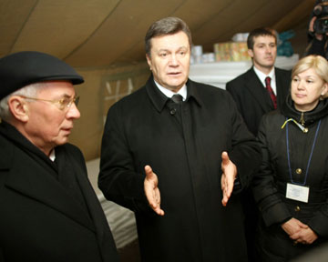 От Януковича с приВЕТОм