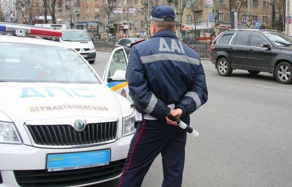 Аваков заявил, что реформа МВД начнется с упразднения ГАИ