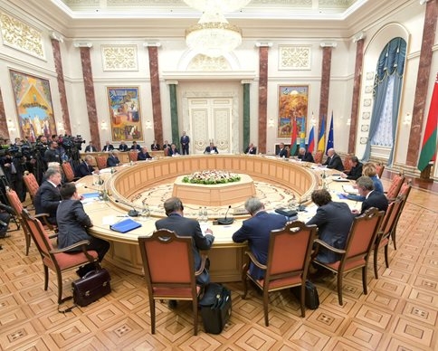 Украина не будет присутствовать на переговорах в Минске 