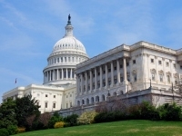 Сенат США проголосовал за передачу Украине оборонного оружия