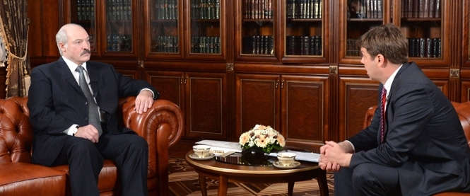 Лукашенко:  "Без американцев в Украине невозможна стабильность"