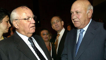Горбачев: Как потерять страну с достоинством