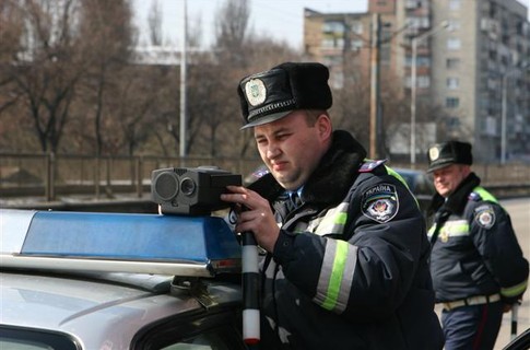 Депутатам штраф не писан. А также судьям, прокурорам, дипломатам...