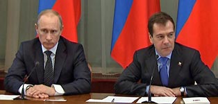 "Партия стабильности" Путина против "партии прогресса" Медведева?