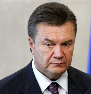 Почему от Януковича все отвернулись