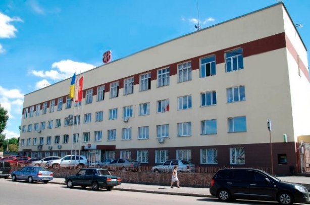 Николаевские «уголовники» штурмовали фабрику в Житомире