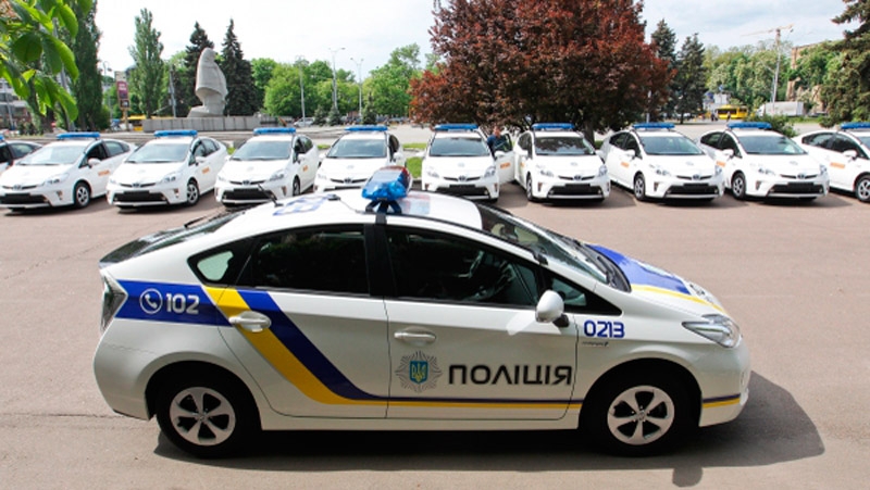 Николаевского полицейского наказали за нарушение правил дорожного движения