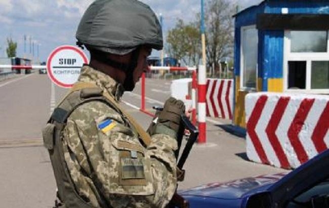 Россия заблокировала въезд в аннексированный Крым, - ГПСУ