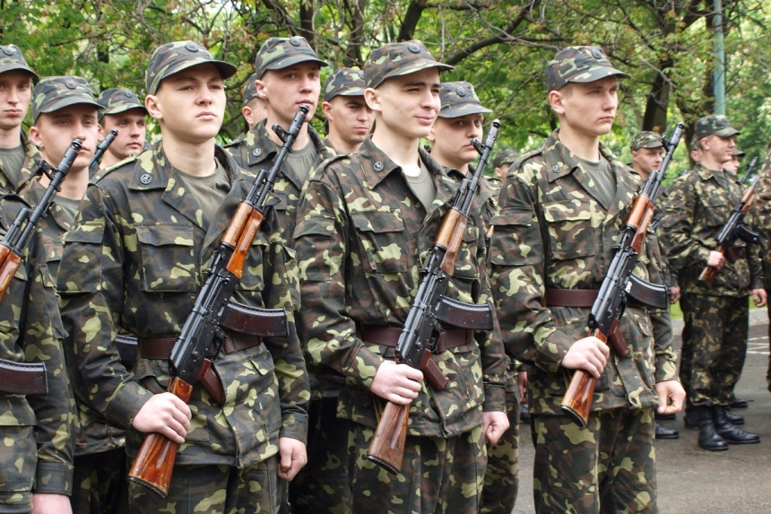 В октябре стартует новый призыв в украинскую армию, - Генштаб