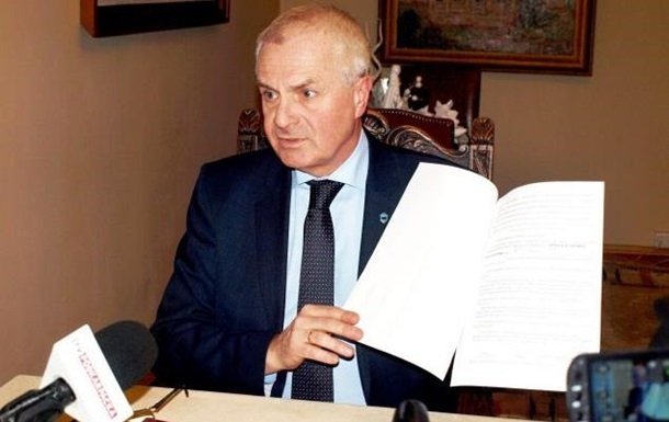 Украина запретила въезд мэру польского Перемышля